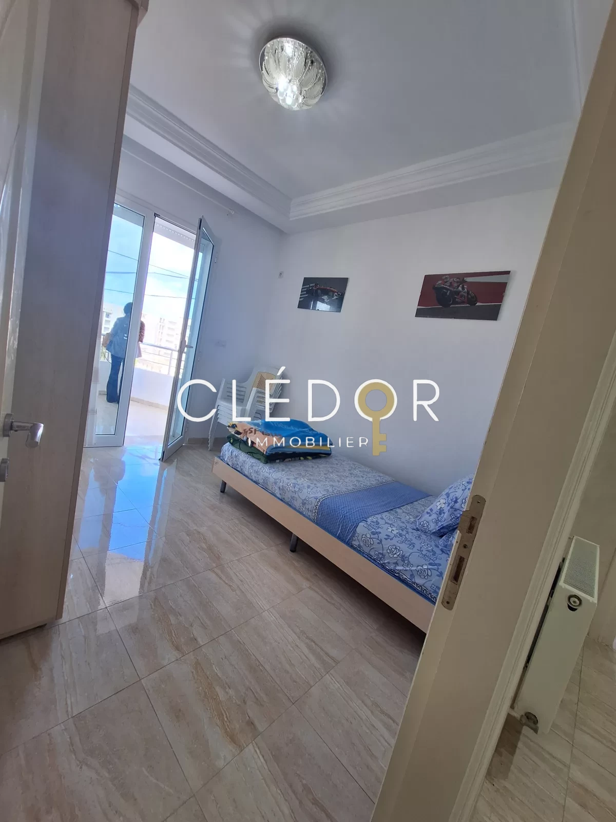 À Vendre – Spacieux Appartement S+2 vue mer à Chatt Mariem