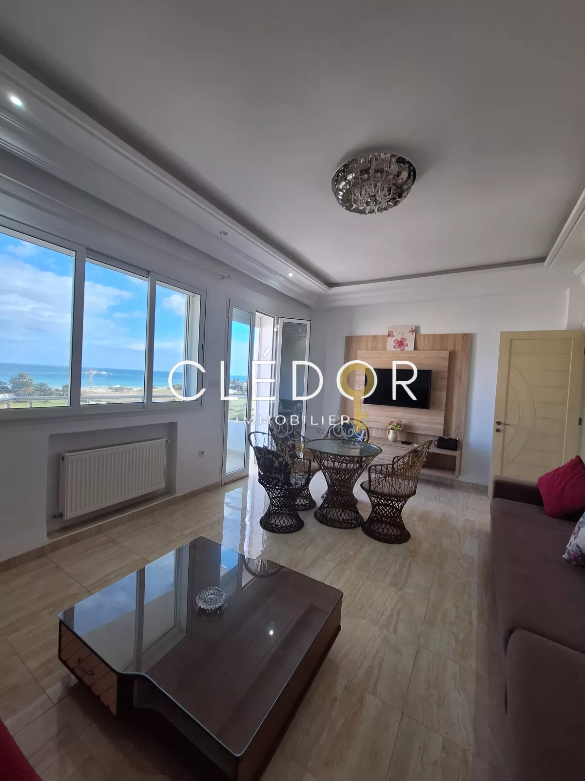 À Vendre – Spacieux Appartement S+2 vue mer à Chatt Mariem
