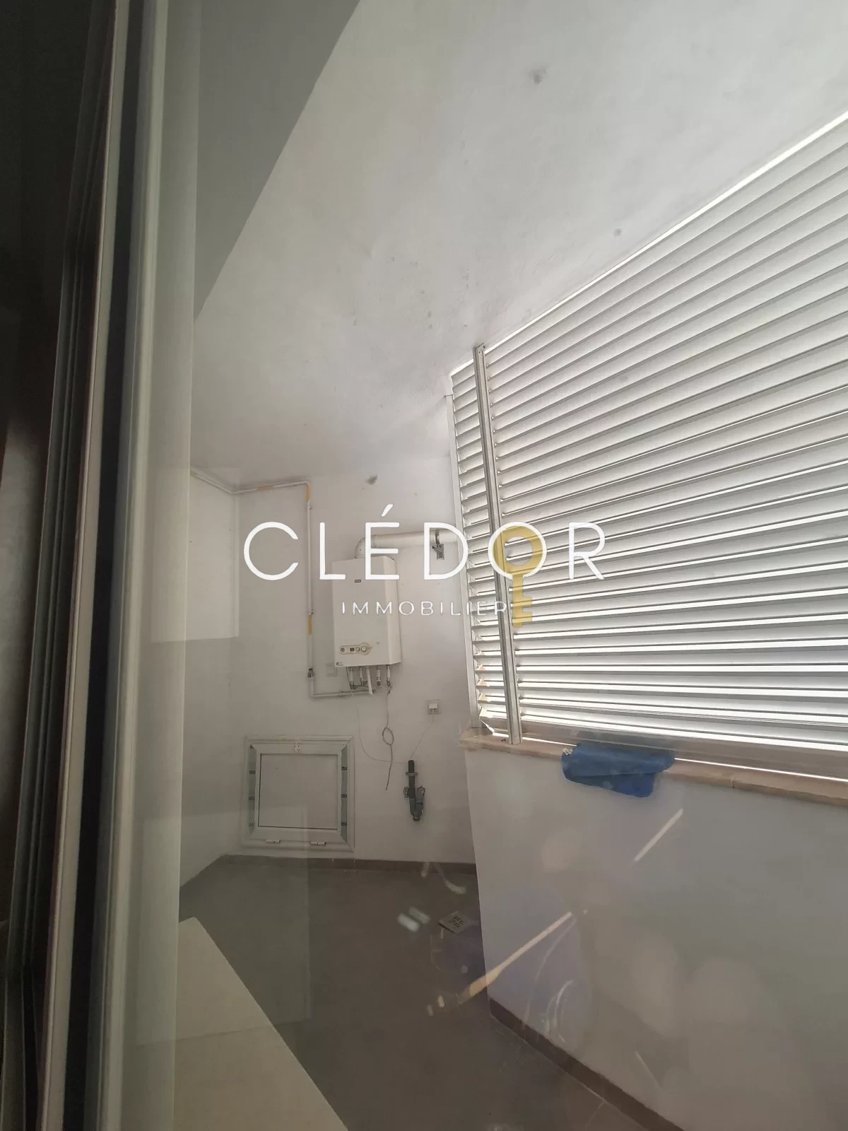 À vendre – Appartement S+3 de Standing avec Parking – Cité Riadh, Proche Toutes Commodités