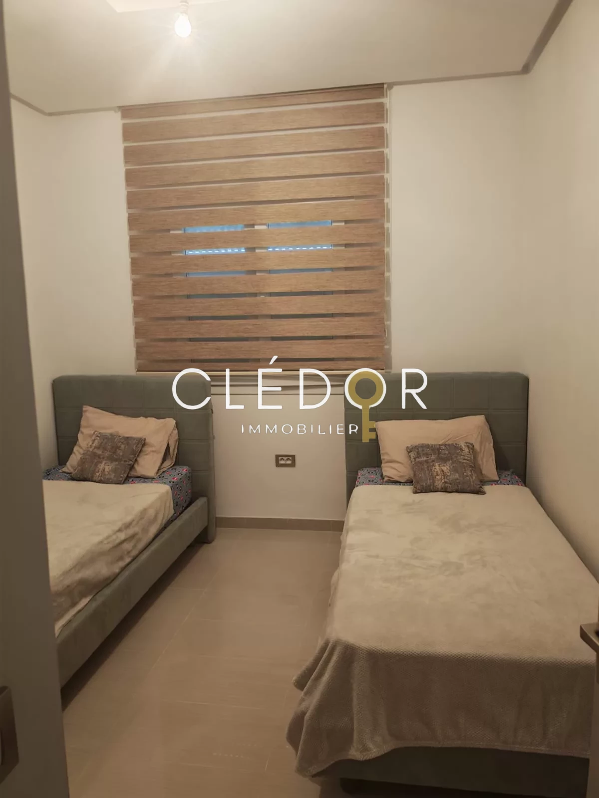Triplex de Charme avec Piscine – À deux pas de la mer