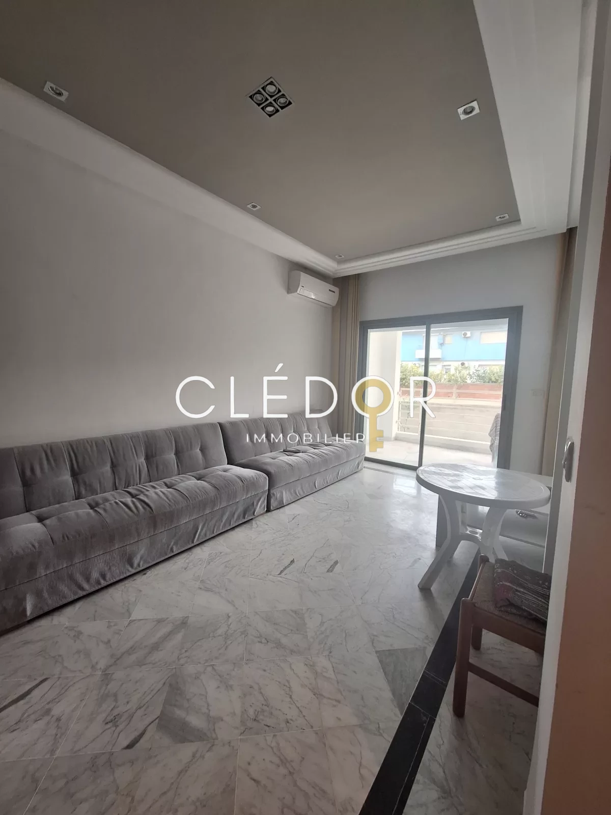 À vendre : Appartement S+2 – Résidence Front de Mer à Chatt Mariem