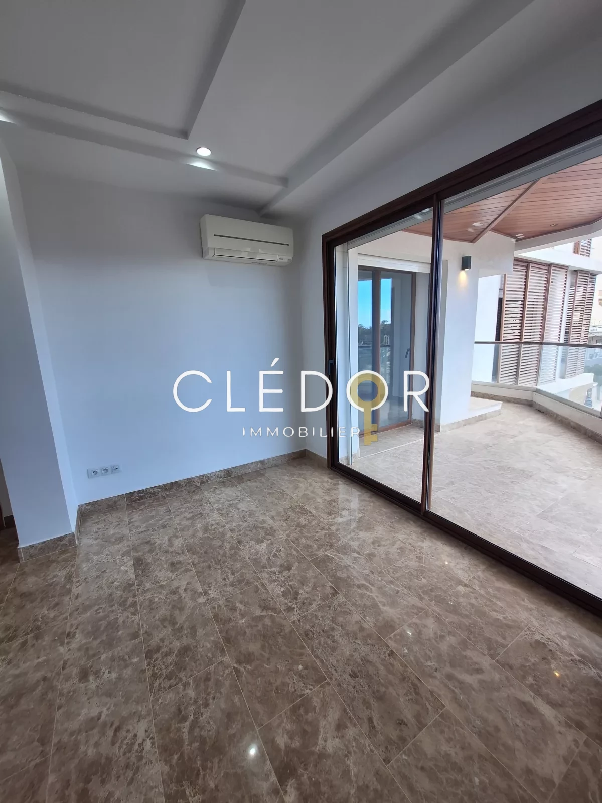 À VENDRE – Appartement d’exception S+2 Zone touristique