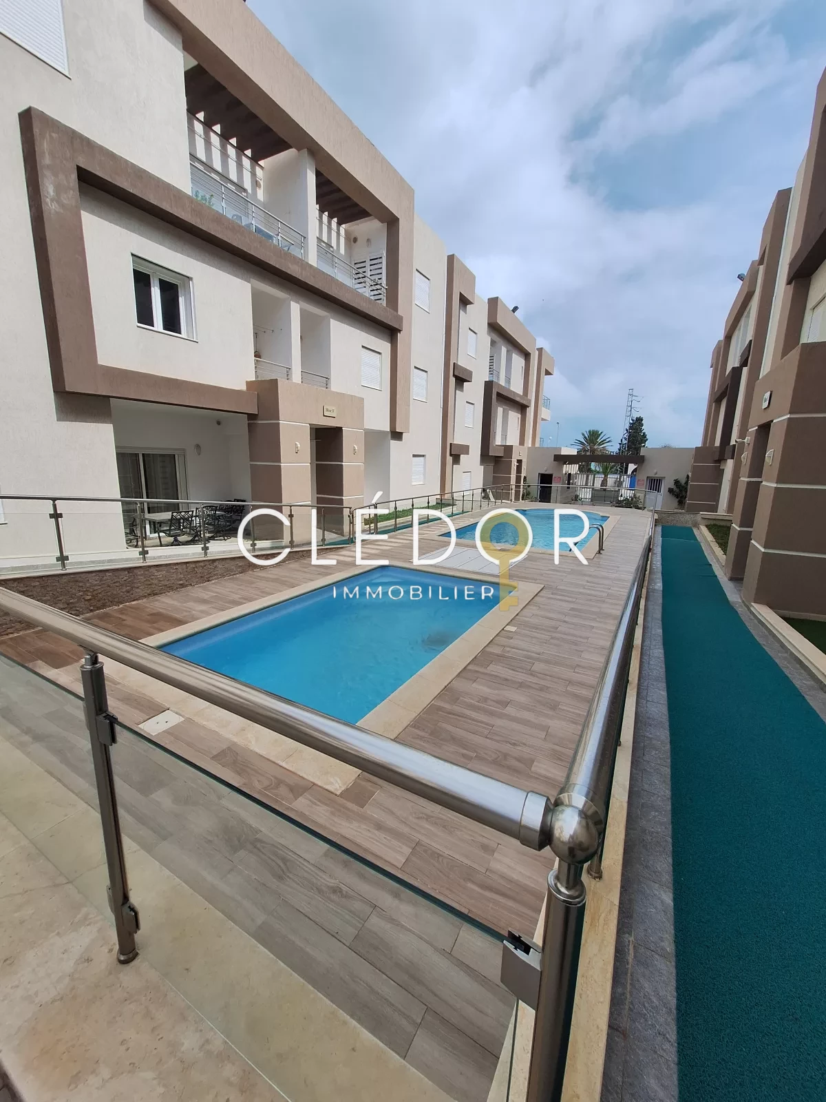 Duplex haut standing proche de la mer à Chatt Mariem résidence avec piscine