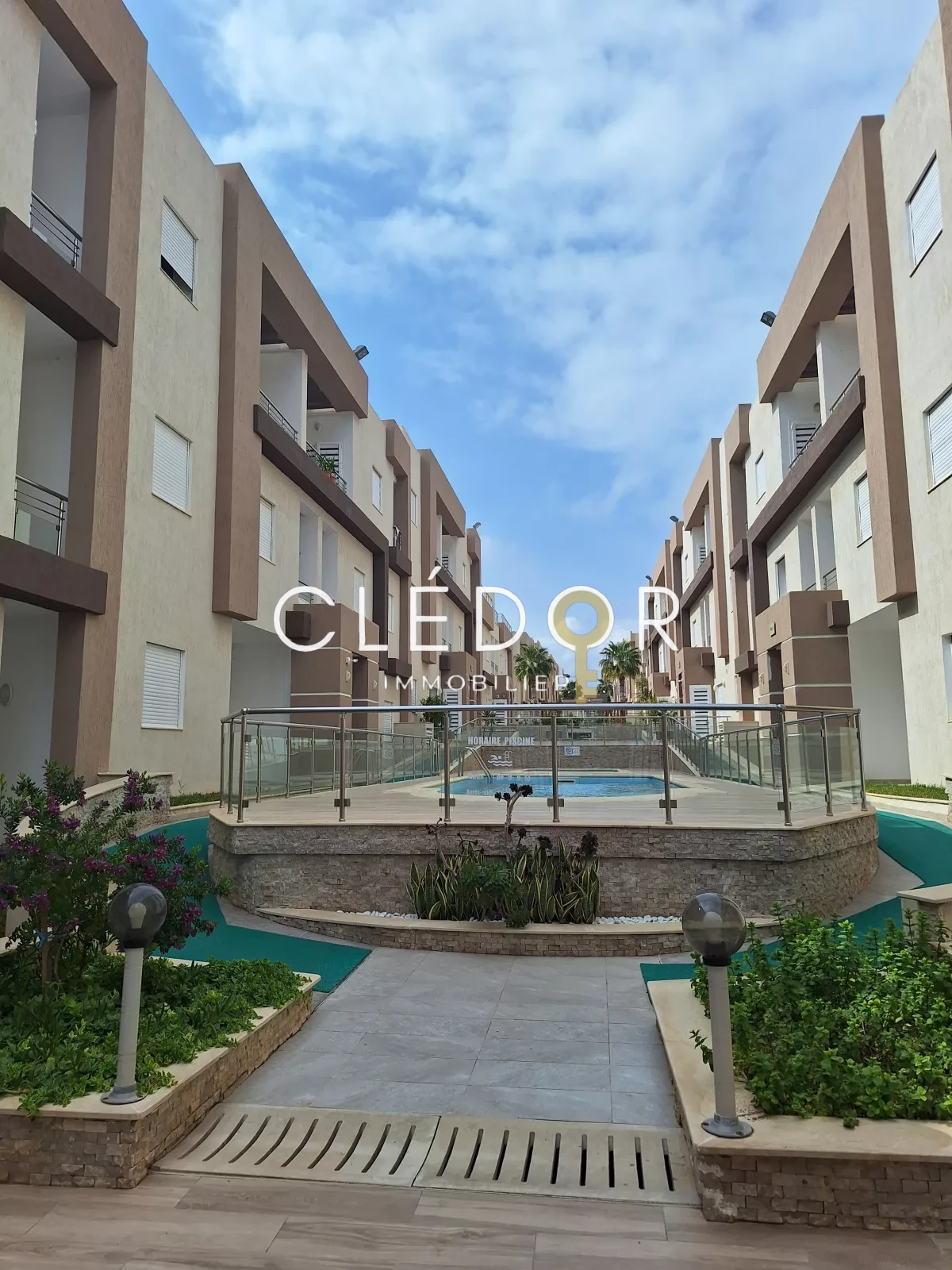 Duplex haut standing proche de la mer à Chatt Mariem résidence avec piscine