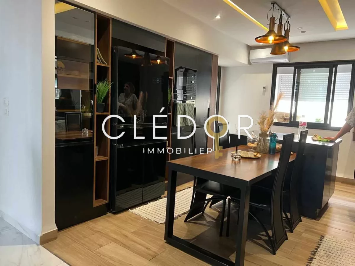 Vente appartement S+3 à Khzema