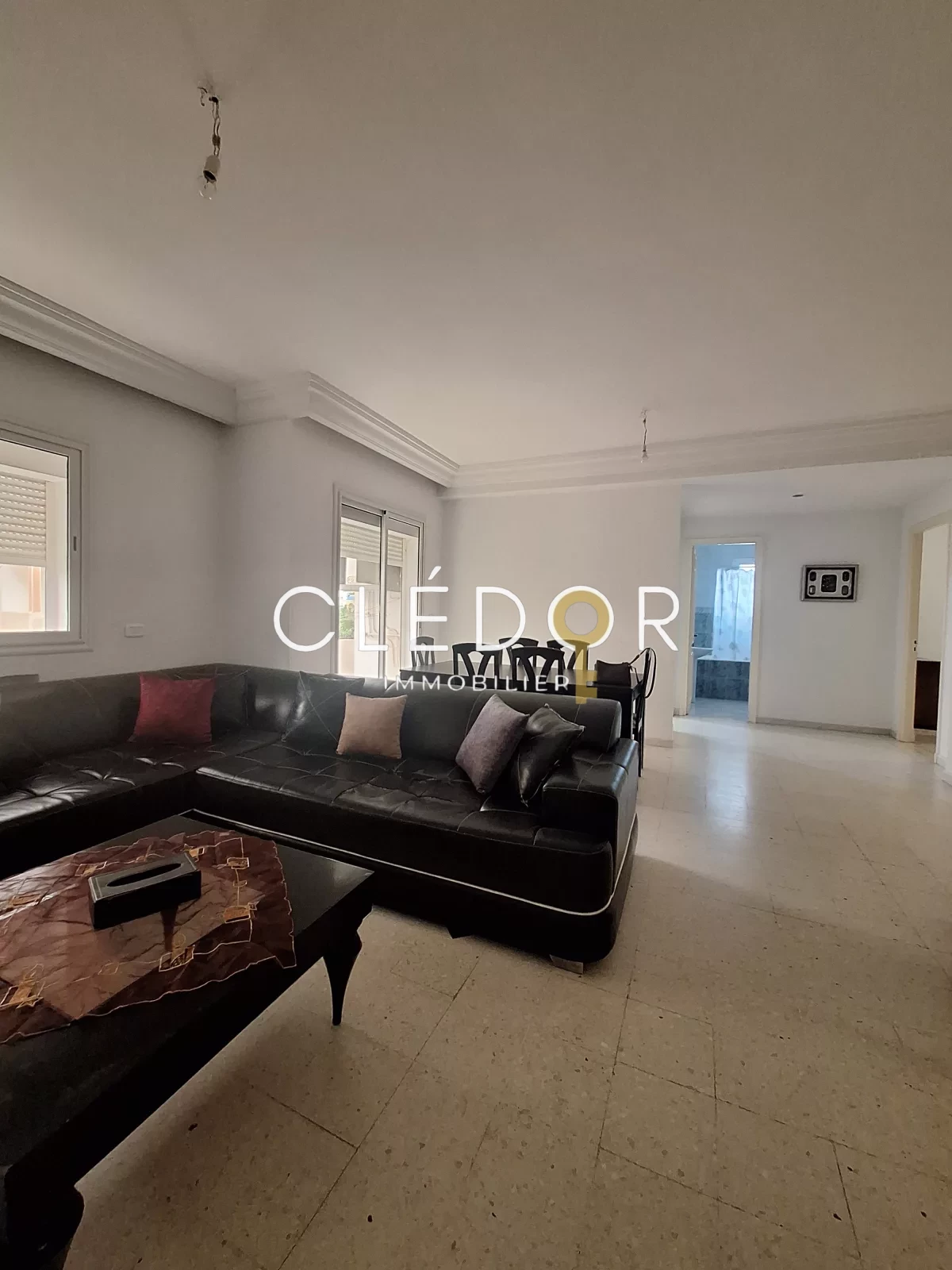 À Vendre – Spacieux Appartement S+2 à Khzema Est