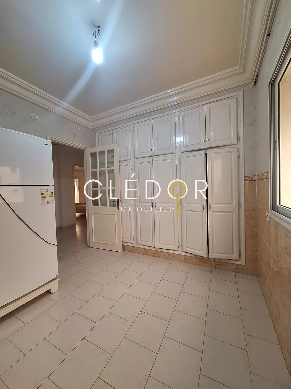 À Vendre – Spacieux Appartement S+2 à Khzema Est