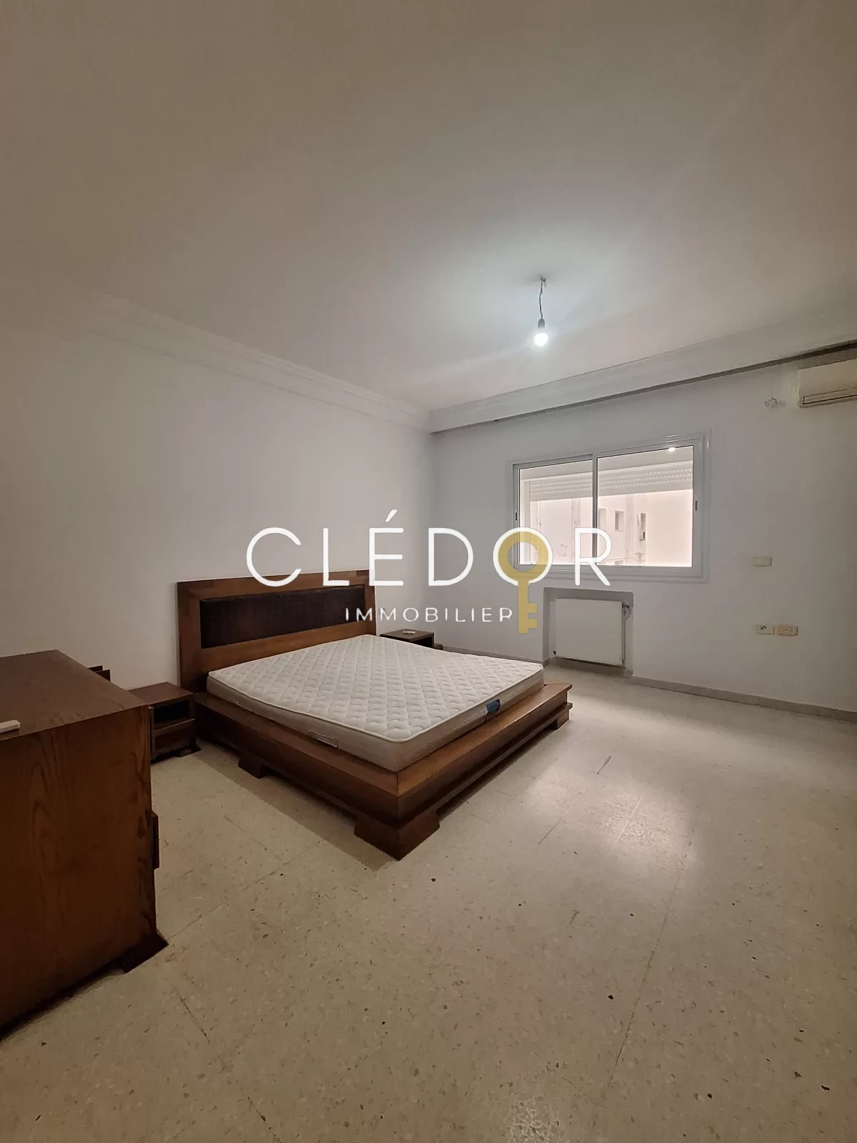 À Vendre – Spacieux Appartement S+2 à Khzema Est