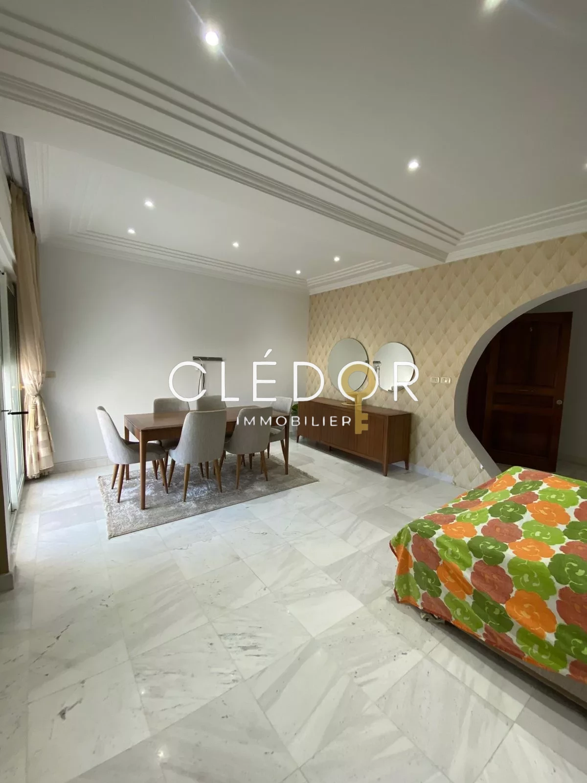 À vendre appartement S+3 à Sahloul 1, l’avenue Yasser Arafet