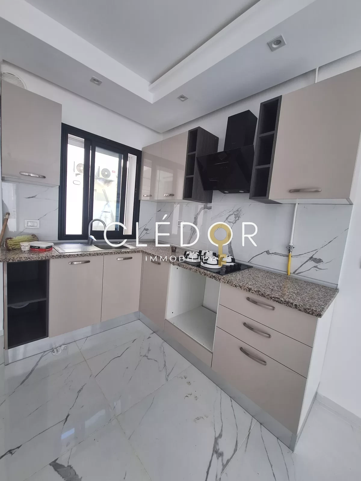vendre – Appartement S+2 à Hergla
